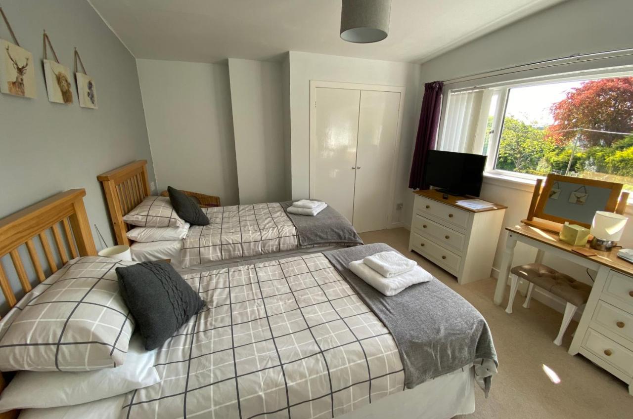ניוטון סטיוארט Stables Guest House מראה חיצוני תמונה